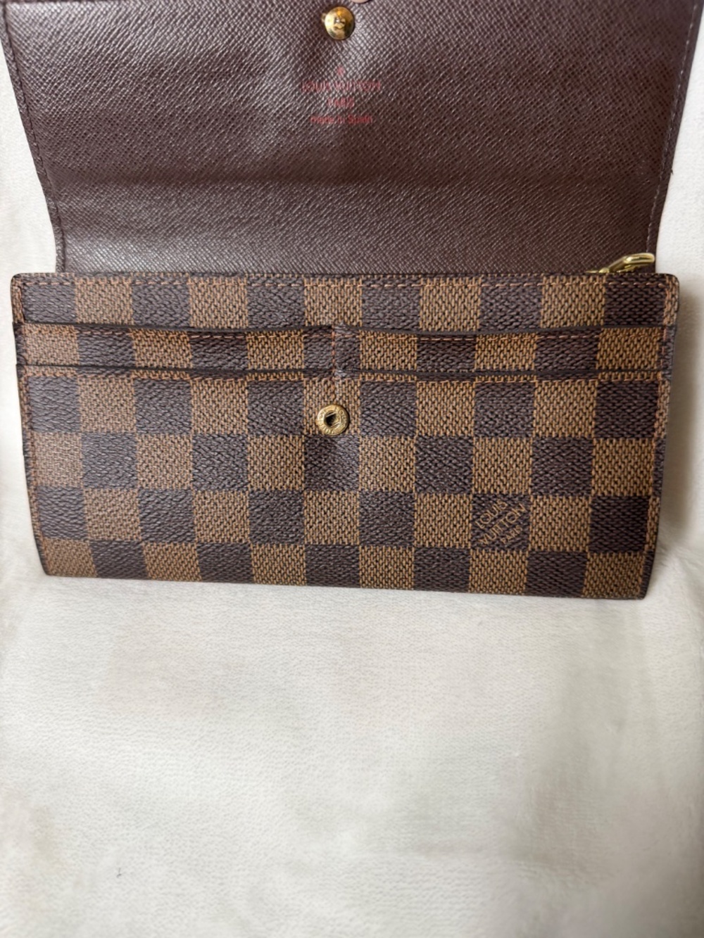 Louis Vuitton Damier Ebene Sarah Long Wallet - Picture 7 of 10